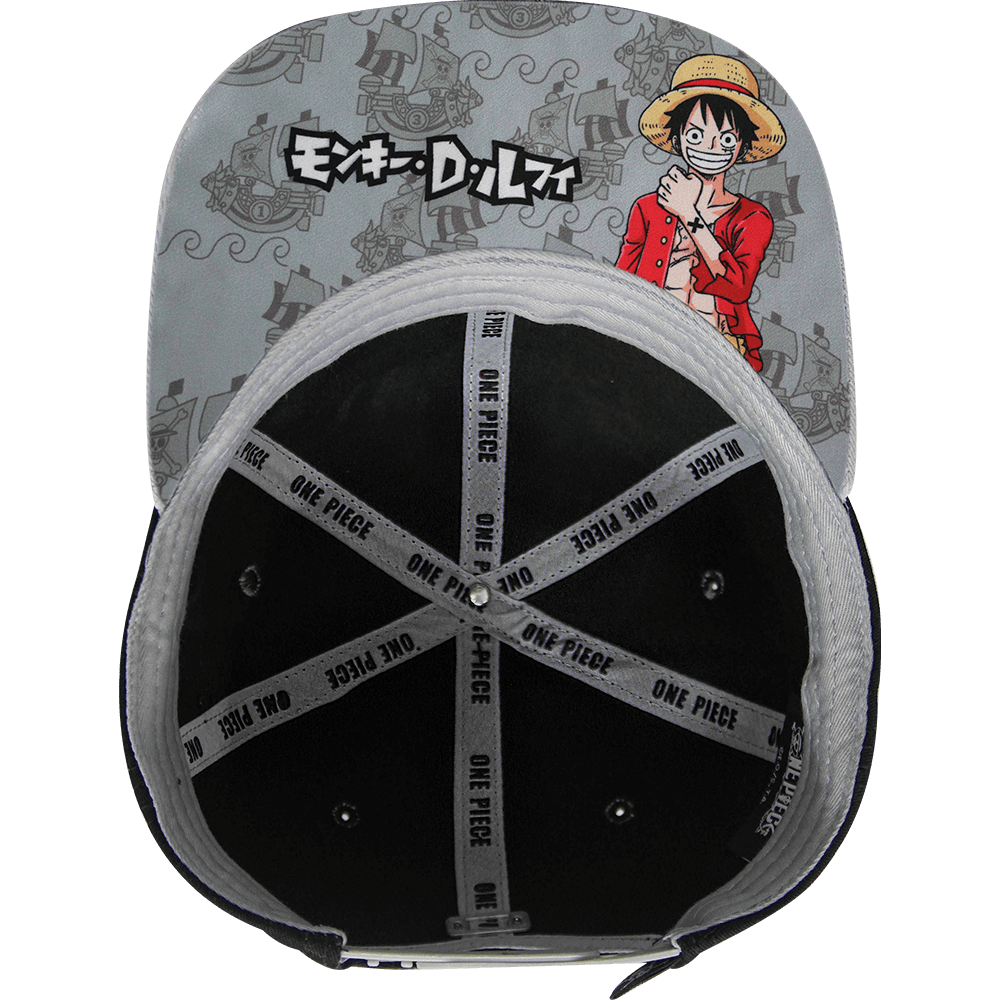Gorra "ONE PIECE" Placa Metálica Cromada con Textura en Vinipiel 11