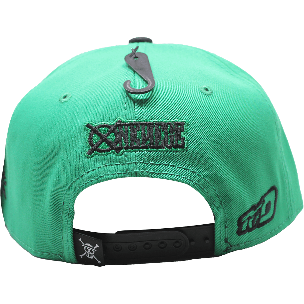 Gorra "ONE PIECE" Zoro Símbolo Placa Metálica Cromada Brilante 04