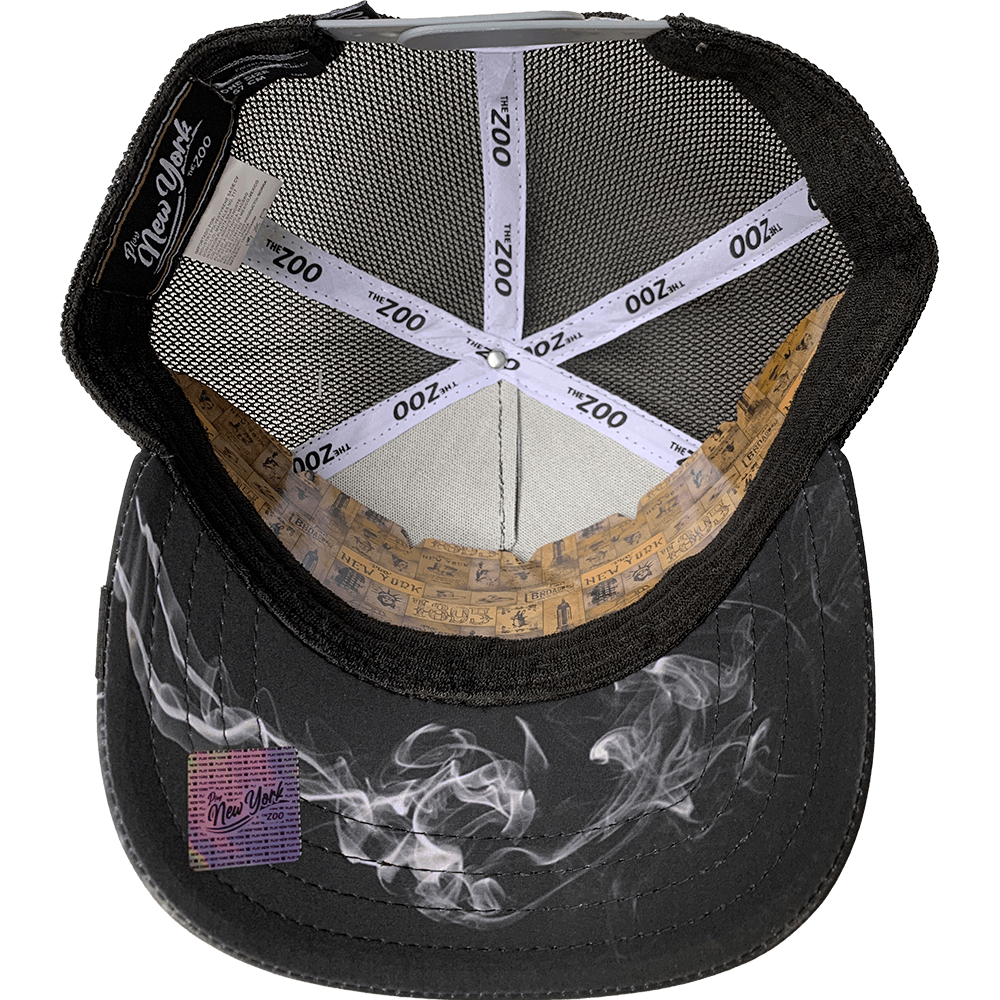 Gorra Animales Trucker "PLAY DARK" Pretator