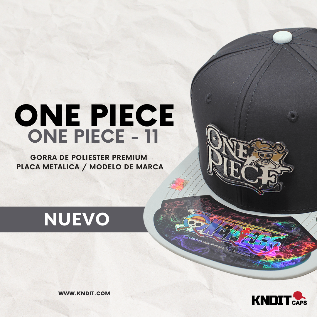 Gorra "ONE PIECE" Placa Metálica Cromada con Textura en Vinipiel 11