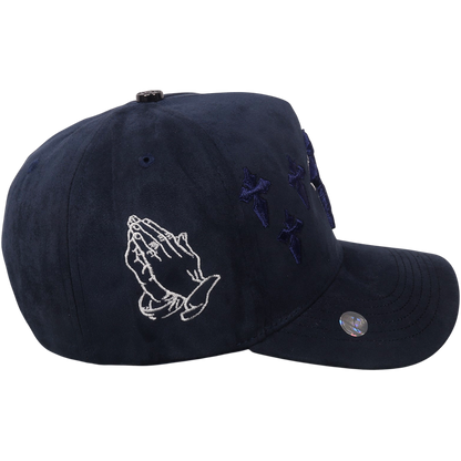 Gorra Top Caps de Gamuza Premium "Gothic Cross" y Estilo Urbano con Presencia-015