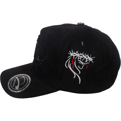 Gorra Top Caps de Gamuza Premium "White Cross" Streetwear con Actitud-004