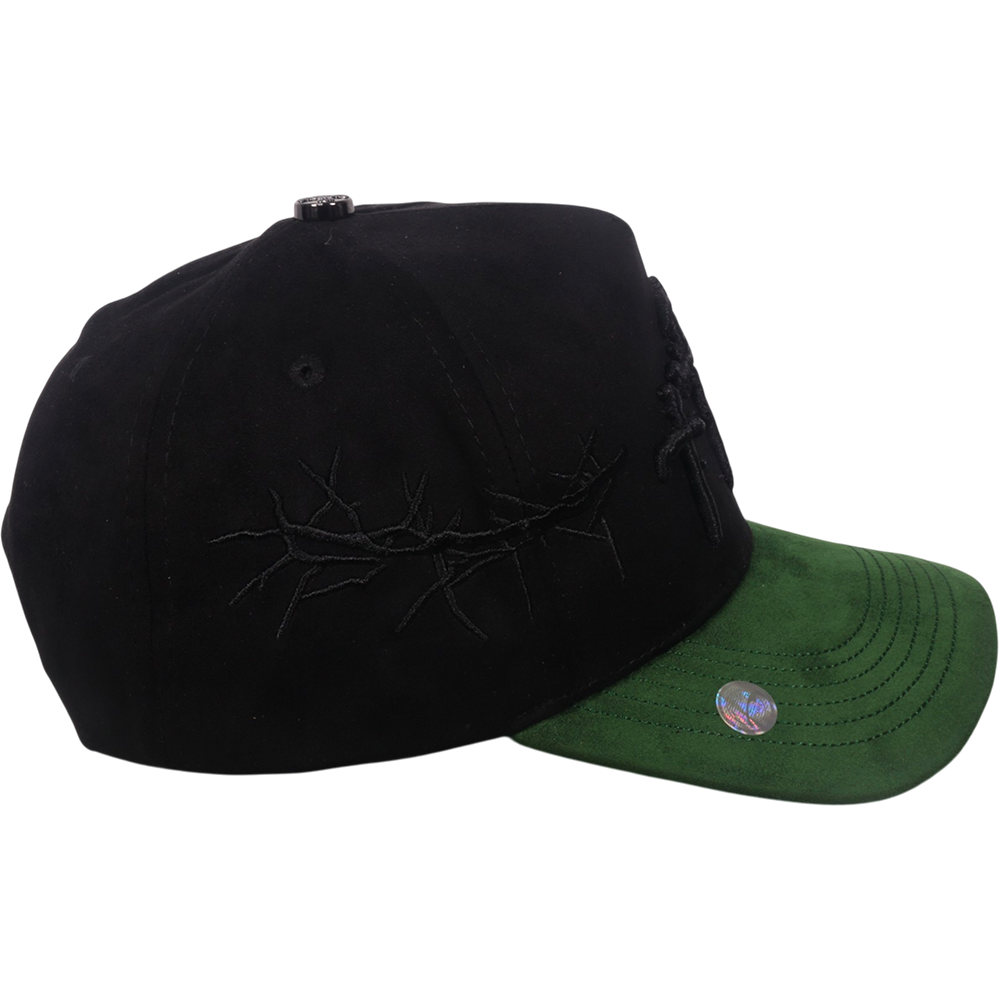 Gorra Top Caps de Gamuza Premium "Tres cruces de diseño espinado"-003