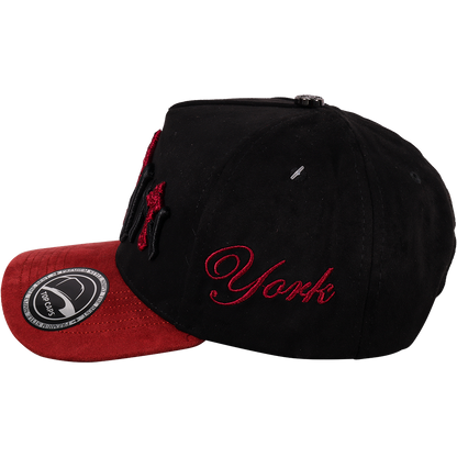 Gorra Top Caps de Gamuza "Actitud Rebelde-013