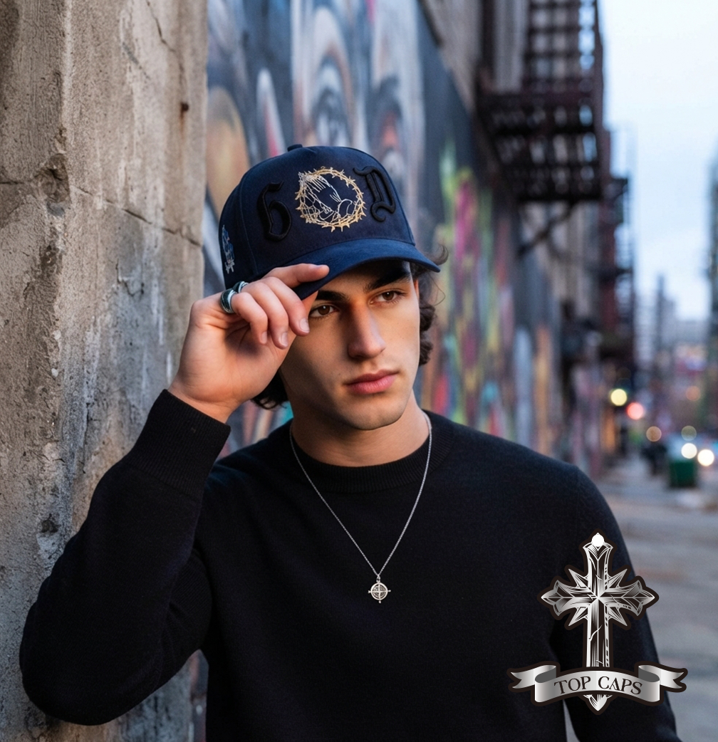 Gorra Top Caps de Gamuza Premium "G.O.D"  y Estilo Snapback-022